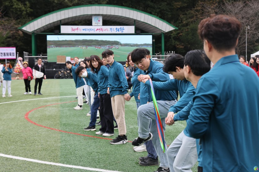 b731d2e3908d3b470ce226b89707f64a_1765157